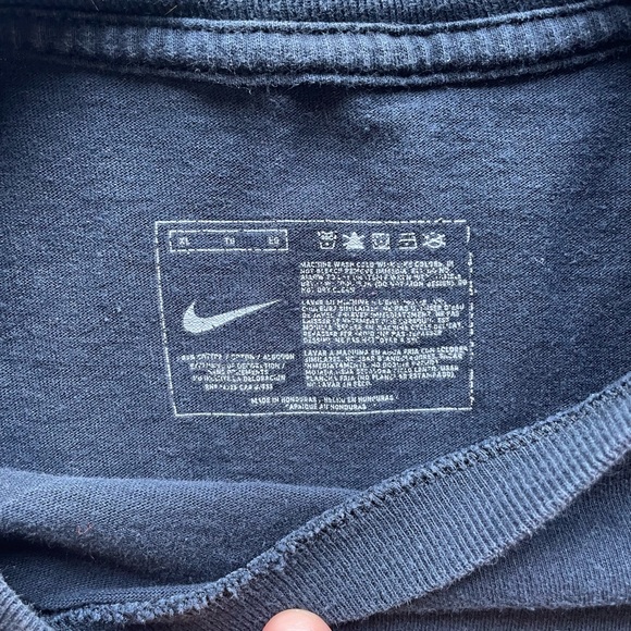 VINTAGE NIKE KOBE BRYANT TEE - Picture 6 of 6